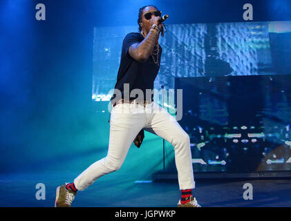 Milwaukee, Wisconsin, USA. 8. Juli 2017. Rapper Zukunft tritt bei Henry Maier Festival Park beim Sommerfest in Milwaukee, Wisconsin. Ricky Bassman/Cal Sport Media/Alamy Live-Nachrichten Stockfoto