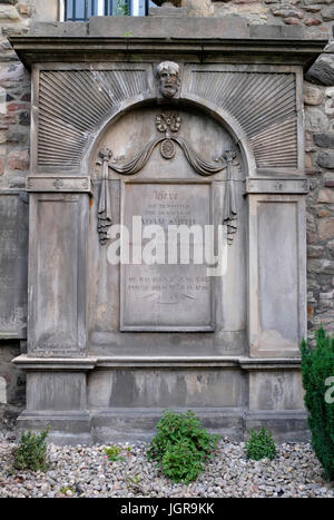 Grab von Adam Smith, Ökonom und Philosoph, in Kirchhof Canongate, Edinburgh, Schottland Stockfoto