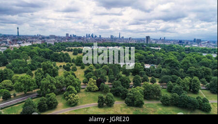 Nahende Luftaufnahme des Londoner Hyde Park Stockfoto