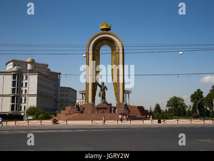 Statue von Ismail Samani als Gedenkstätte, Zentralasien, Duschanbe, Tadschikistan Stockfoto