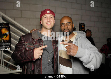 Freeway Ricky Ross (l) Nick Hogan besuchen Raz B's mixtape release party April 20,2010 Los Angeles, Kalifornien. Stockfoto