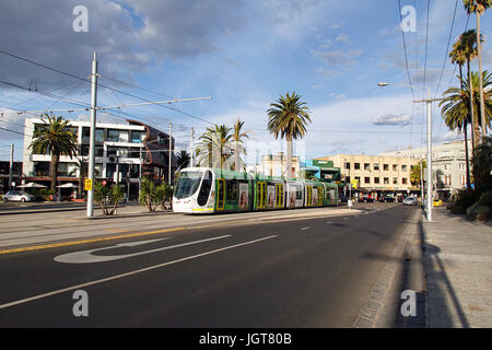 Straßenbahn in St Kilda - Melbourne Stockfoto