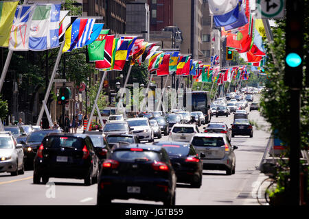 Montreal, Kanada, 9-July,2017.Sherbrooke-Straße im Stadtzentrum gelegenen Kern Montreals. Kredit: Mario Beauregard/Alamy Live-Nachrichten Stockfoto