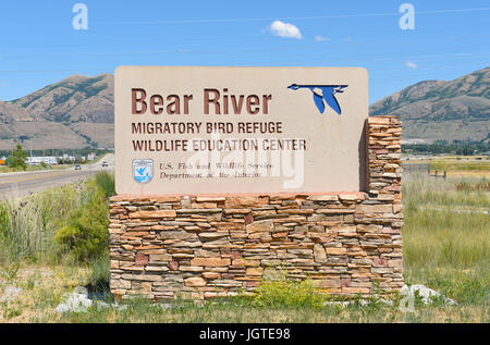 BRIGHAM CITY, Utah - Juni 28, 2017: Bear River Zugvogel Zuflucht zu unterzeichnen. Der Schutz umfasst die Bear River und sein Delta, wo es fließt in die Stockfoto