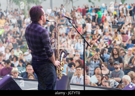 Montreal, 4. Juli 2017: Kraftstoff Junkie auf der Bühne beim Montreal Jazz Festival Stockfoto