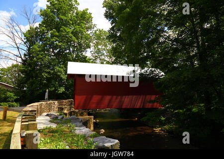 Roddy Straße gedeckte Brücke über Owens Bach in der Nähe von Thurmont, Frederick County, Maryland Stockfoto