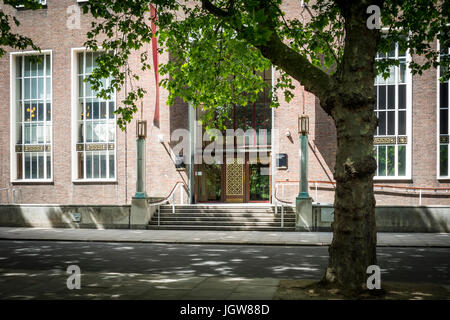 Eingang zum UCL School of Pharmacy, Brunswick Square, Bloomsbury, London Stockfoto