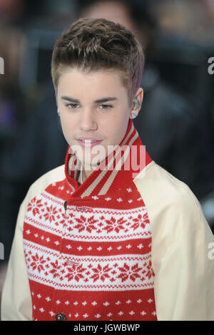 Justin Bieber führt auf NBC Today Show die Konzertreihe von Rockefeller Plaza in New York am 23. November 2011. Bildnachweis: Dennis Van Tine/MediaPunch Stockfoto