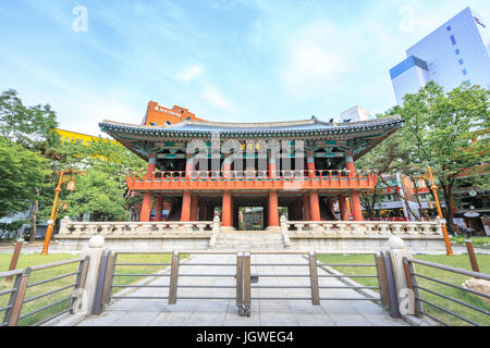 Bosingak Bell Pavillion am 19. Juni 2017 in Seoul, Südkorea - Wahrzeichen Stockfoto