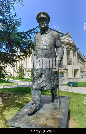 Statue von Winston Churchill außerhalb des Petit Palais in der Nähe der seine, Paris, Frankreich Stockfoto
