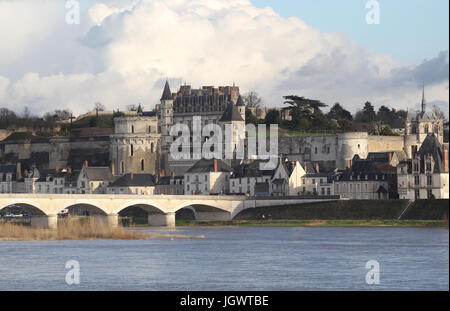 Das königliche Schloss in Amboise liegt in Amboise, im Département Indre-et-Loire im Loiretal in Frankreich. Stockfoto