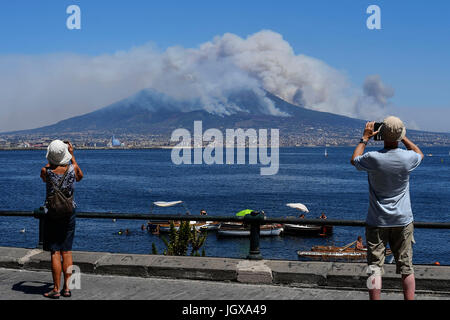 Naples große Feuer in der Vesuv-Nationalpark Stockfoto