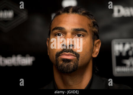 London, UK. 12. Juli 2017. Britischer Boxer, der die weltweit wichtigsten Cruisergewicht Titel und The World Boxing Association (WBA) World Heavyweight Championship gewonnen hat, erscheint bei Pressekonferenz, seine Rückkehr zum Boxen zu diskutieren. Bildnachweis: Sebastian Remme/Alamy Live-Nachrichten Stockfoto