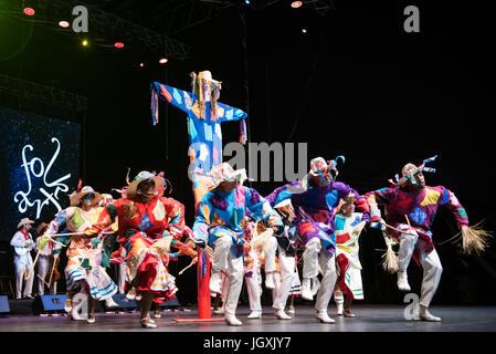 Camagua Compania Folklorica aus Camagüey, Kuba, Auftritt beim 29. Folkart International CIOFF Folklore Festival, Sub Folklorefestival von Festival Lent, eines der größten Outdoor-Festivals in Europa. Folkart, Festival Lent, Maribor, Slowenien, 2017. Stockfoto