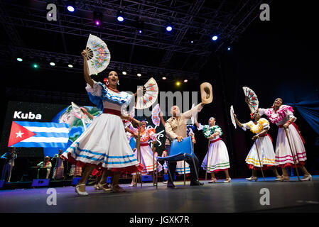 Camagua Compania Folklorica aus Camagüey, Kuba, Auftritt beim 29. Folkart International CIOFF Folklore Festival, Sub Folklorefestival von Festival Lent, eines der größten Outdoor-Festivals in Europa. Folkart, Festival Lent, Maribor, Slowenien, 2017. Stockfoto