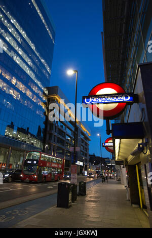 Östlichen Rand der Londoner City Aldgate, gentrified sind derzeit durchläuft eine Übergangszeit mit gehobenen Wohnungen, UK Stockfoto