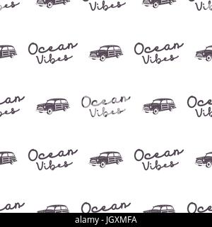 Surfen alte Stil Auto Muster Design. Sommer nahtlose Tapete mit Surfer van, Ozean Vibes Typografie melden. Monochrome Combi Auto. Vektor. Für Stoff drucken entwirft Webprojekte, T-shirts oder Abschlag. Stock Vektor