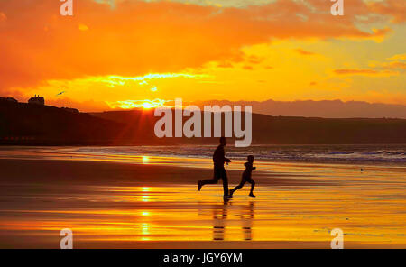 Whitby Sonnenuntergang Stockfoto