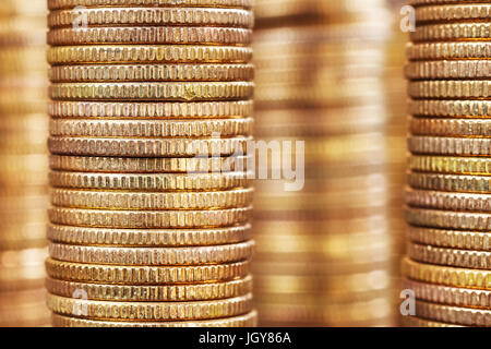 Extreme Nahaufnahme von Stapel Goldmünzen, konzeptionellen Hintergrund. Stockfoto