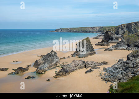 Luftaufnahme des Strandes bei Bedruthan Steps, Cornwall, England, UK Stockfoto