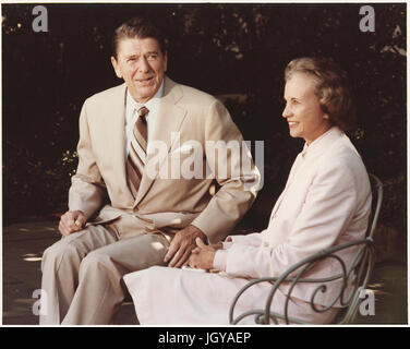 Präsident Reagan und seine Richter am Obersten Gerichtshof Nominee Sandra Day O'Connor im Weißen Haus Stockfoto