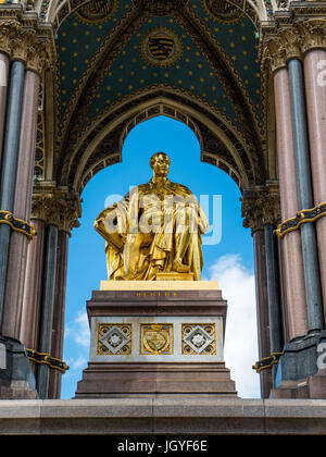 Das Albert Memorial, Kensington Gardens, London, England, UK, GB. Stockfoto