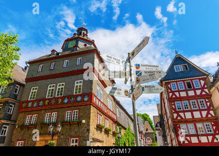 Bild mit Stadtbild auf dem Stadtplatz in Herborn, Deutschland Stockfoto