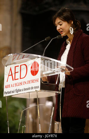 La Nuit des TŽmoins, Vigil für die heutige christliche Märtyrer, in der Kathedrale von Notre Dame, Paris. Frankreich. Stockfoto