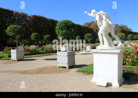 Gasse orange Terrasse. Parc de Saint-Cloud. Frankreich. Stockfoto