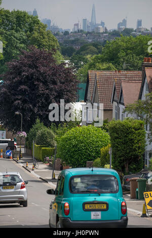 4. Juli 2017. Straßen rund um den AELTC während der Wimbledon Tennis Championships in Süd-West Londoner Vorort. Bildnachweis: Malcolm Park / Alamy. Stockfoto