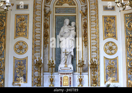 Jungfrau der Kartäuser, durch Joseph Hugues Fabisch, offizieller Bildhauer zur Diözese von Lyon St. Virgin's Kapelle. Bruno Les Chartreux Kirche. Lyon. Stockfoto