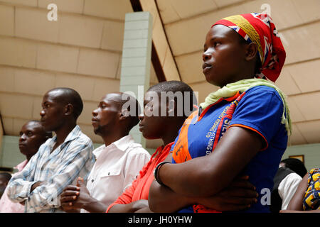 Sonntagsmesse im Mulago katholische Kirche. Uganda. Stockfoto