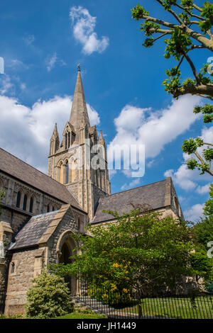 Ein Blick auf die wunderschöne St. Johns Church, Notting Hill in London, Vereinigtes Königreich. Stockfoto
