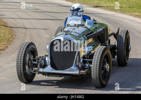 1933 Napier Railton Special mit Fahrer Allan Winn auf die 2013 Goodwood Festival of Speed, Sussex, England, UK. Stockfoto