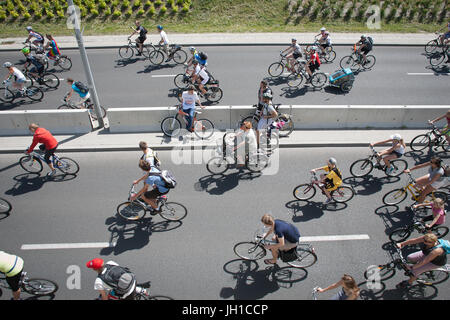 Viele Radfahrer in Danzig, Polen Stockfoto