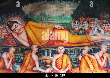 Darstellung des Buddhas Tod und Eintrag ins Nirwana. Kambodscha. Stockfoto