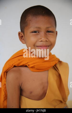 Novize in einem Khmer-Pagode. Kambodscha. Stockfoto