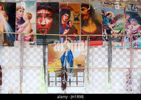 Rosenkranz zu verkaufen.  Lome. Togo. Stockfoto