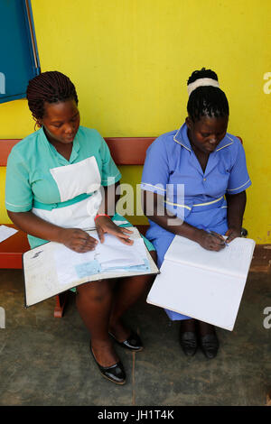 Bweyale medizinisches Zentrum. Krankenschwestern. Uganda. Stockfoto