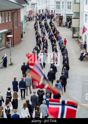 Marschieren für Verfassung, Norwegen feiern norwegischer Beschaffenheit-Tag, 17. Mai Stockfoto