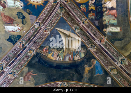 Rettung von Peter, St Peter Schiff in einen Sturm, Fresken von Andrea di Bonaiuto, 1365-1367, Apsis Kapelle oder spanische Kapelle, Santa Maria Novella, Flo Stockfoto