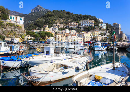 Cetara, malerische und unprätentiös Fischerdorf, Amalfi-Küste, UNESCO-Weltkulturerbe, Campania, Italien, Europa Stockfoto