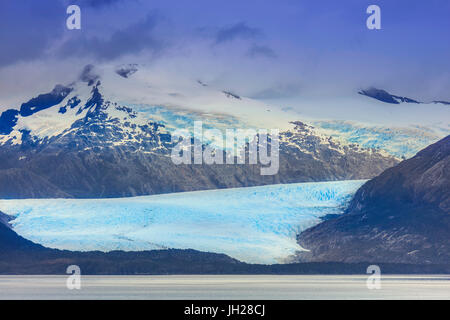 Gletscher im Darwin-Gebirge (Cordillera Darwin), Alberto de Agostini Nationalpark, Patagonien, Chile, Südamerika Stockfoto