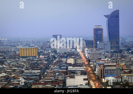 Blick auf die Stadt Zentrum und der Innenstadt von zentraler Geschäftsbezirk, Phnom Penh, Kambodscha, Indochina, Südostasien, Asien Stockfoto