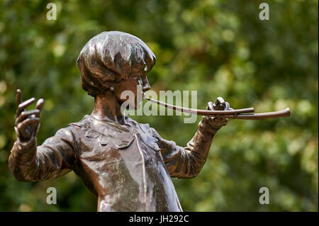 Die Peter Pan Statue von Sir George Frampton, Kensington Gardens, London, England, Vereinigtes Königreich Stockfoto