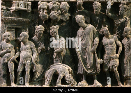 Das Victoria and Albert Museum. Relief, einen Versuch auf Buddhas Leben zeigen. 100-200. Schiefer. Gandhara/Nordwesten Pakistans. Vereinigtes Königreich. Stockfoto