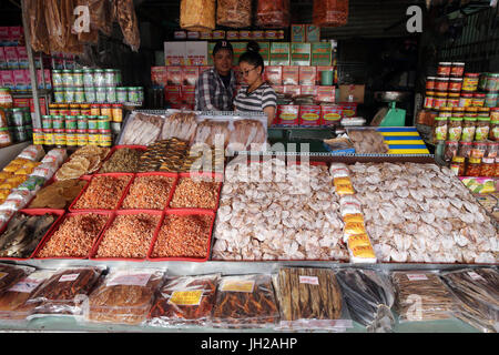 Vung Tau Fischmarkt.  Getrockneter Fisch zu verkaufen.  Vietnam. Stockfoto