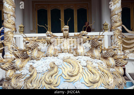 Chua Phat Bao buddhistischen Tempel. Drachen.  Ho-Chi-Minh-Stadt. Vietnam. Stockfoto