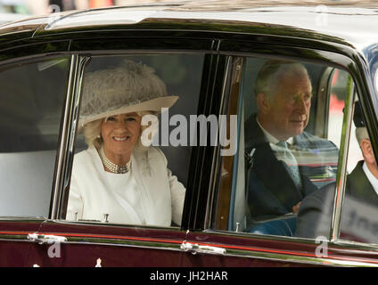 London, UK. 12. Juli 2017. 12. Juli 2017. Prinz Charles und Camilla in London Credit: Sebastian Remme/Alamy Live-Nachrichten Stockfoto