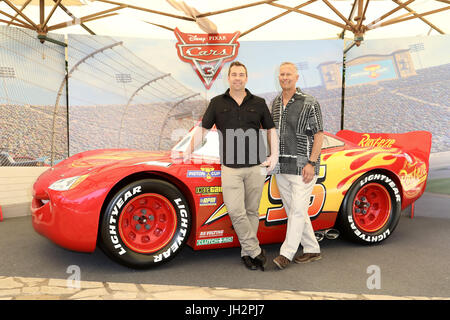 Rom, Italien. 12. Juli 2017. Rom, Hotel Parco dei Principi, Photocall Animationsfilm "Cars 3". Im Bild: Brian Fee und Kevin Reher Credit: IPA/Alamy Live News Stockfoto